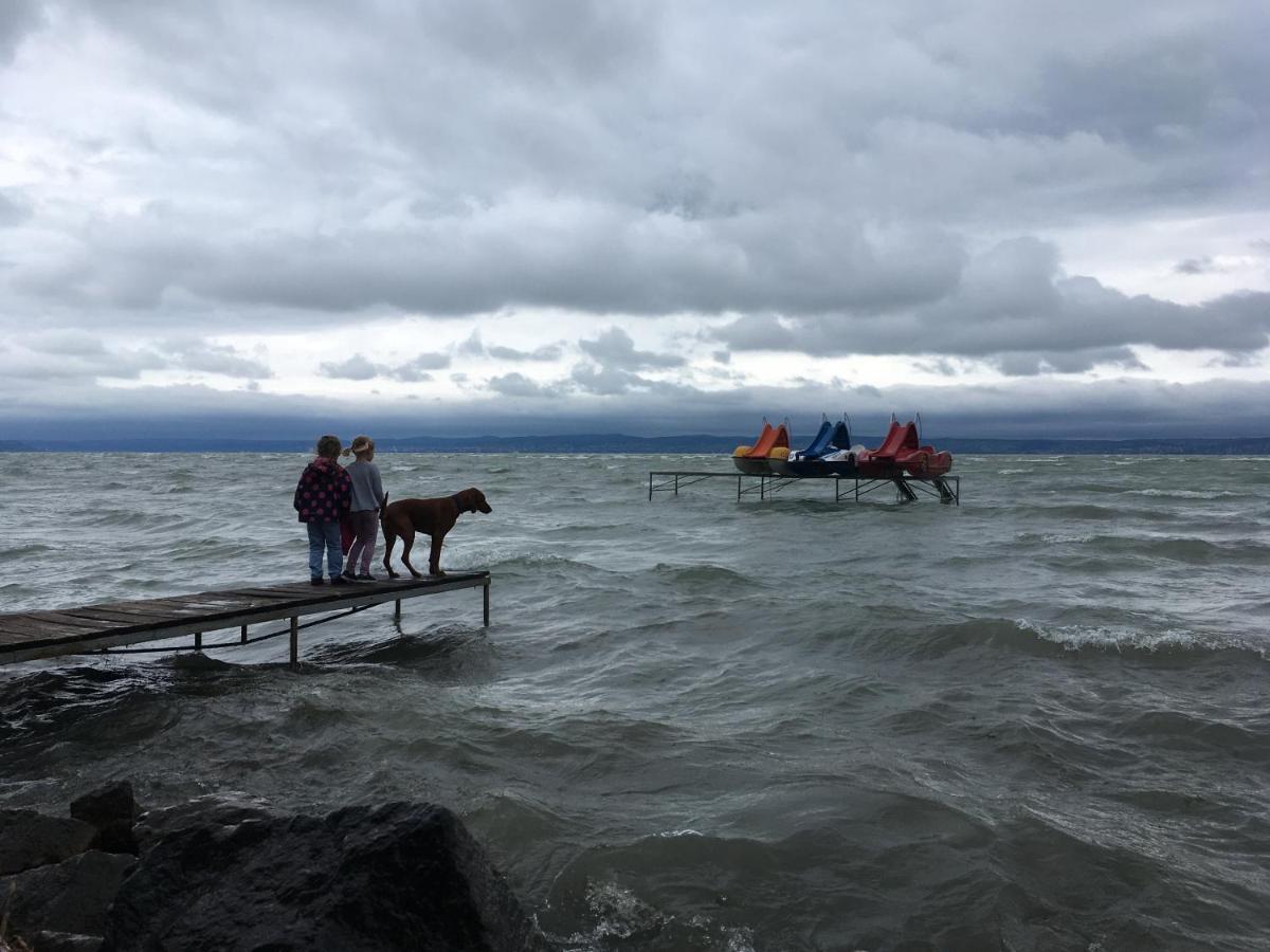 Pitypang Apartman Siófok Buitenkant foto