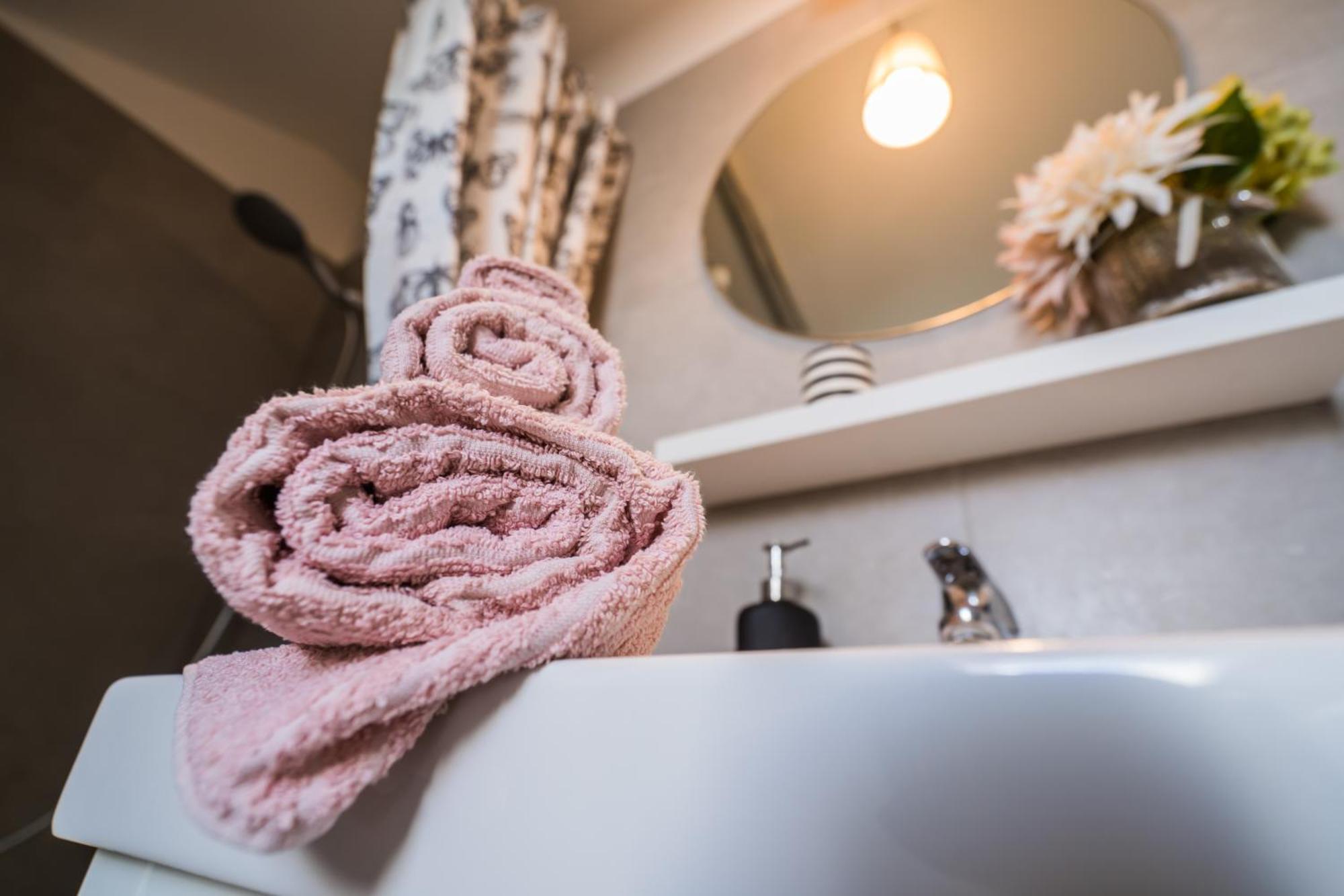 Pitypang Apartman Siófok Buitenkant foto